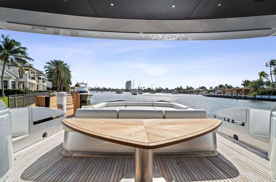 94' Pershing Hollywood Luxury Yacht Charters FL 1